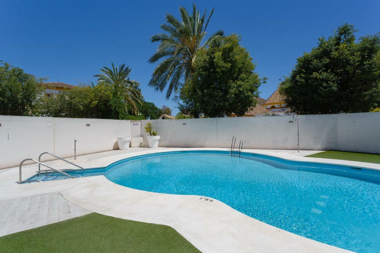 Real Escuela Home Jerez de la Frontera Kültér fotó
