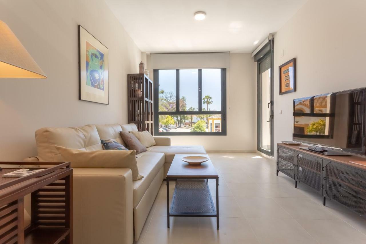 Real Escuela Home Jerez de la Frontera Kültér fotó