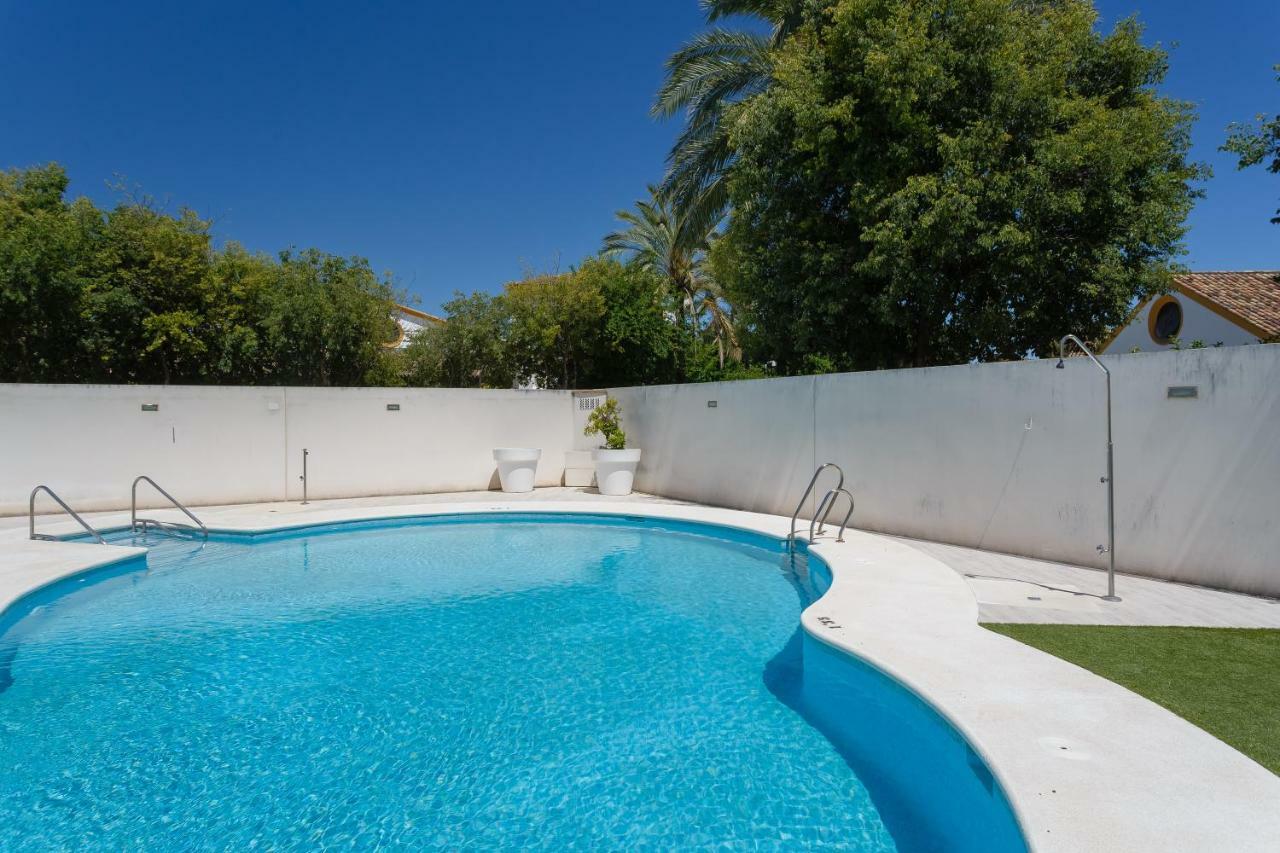 Real Escuela Home Jerez de la Frontera Kültér fotó