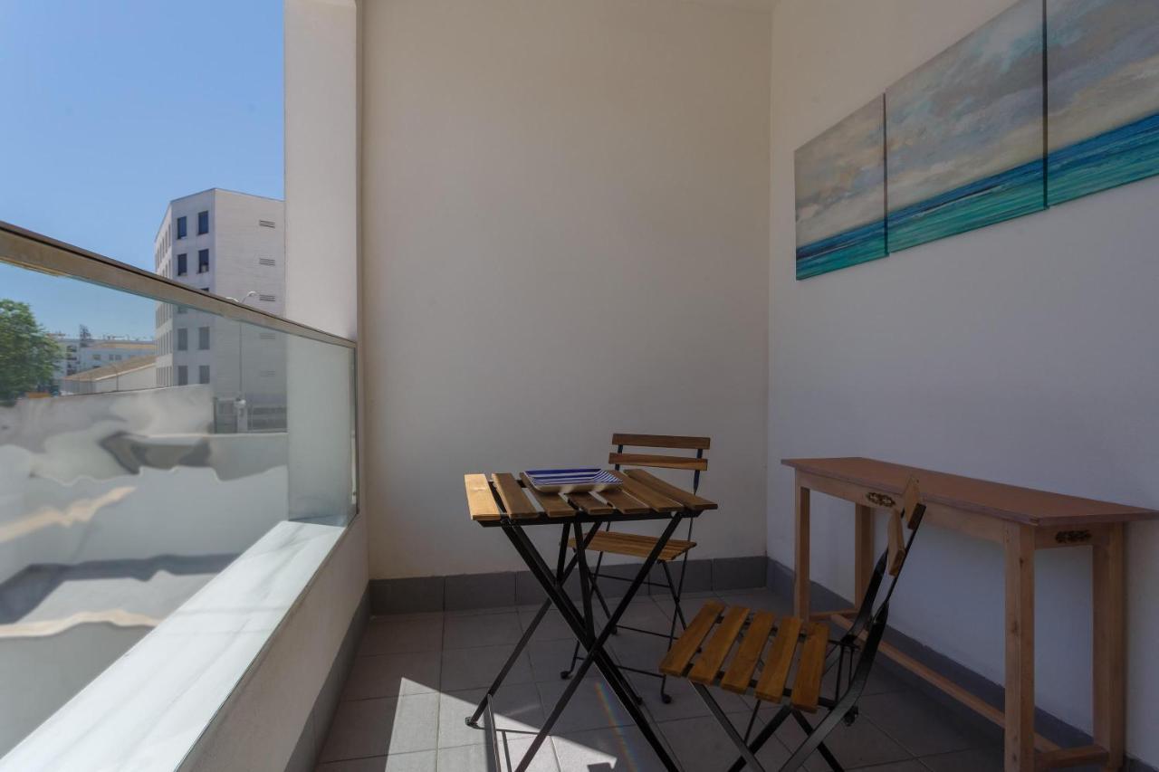 Real Escuela Home Jerez de la Frontera Kültér fotó